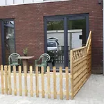 Luxeliving-Studio B